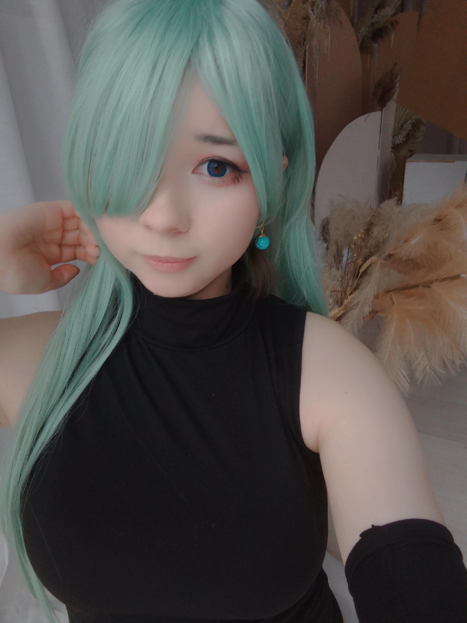 美女cosplay 看看美女扮演了哪个角色 第一期