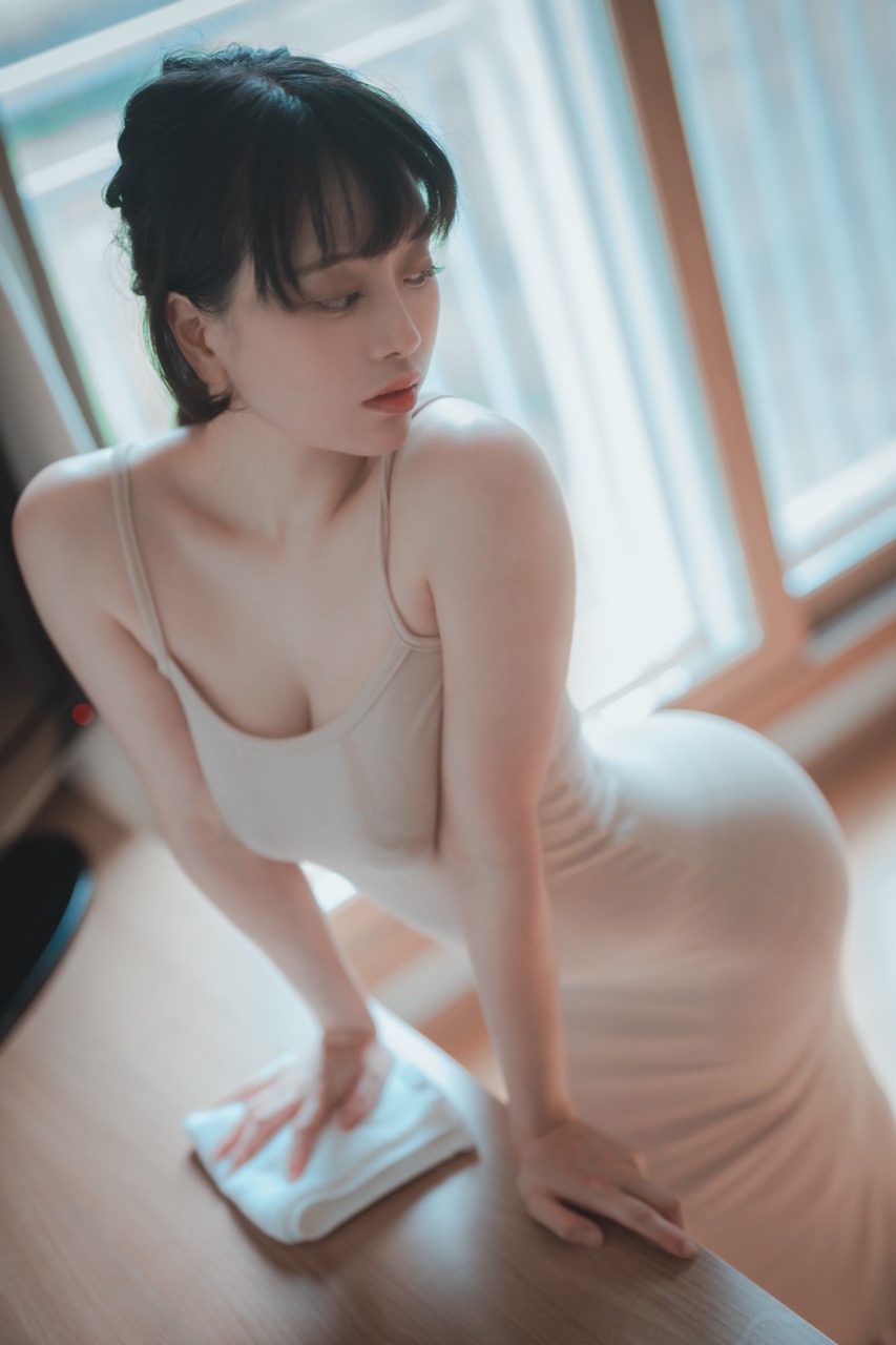 美女美臀