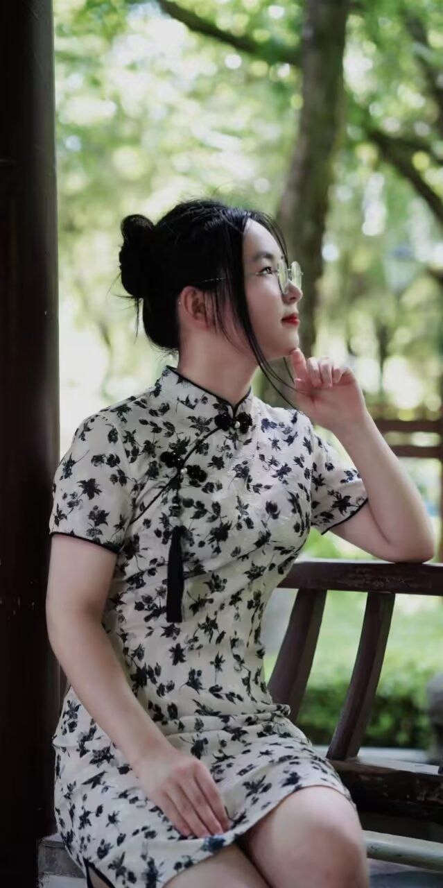 小婊子都是反差婊